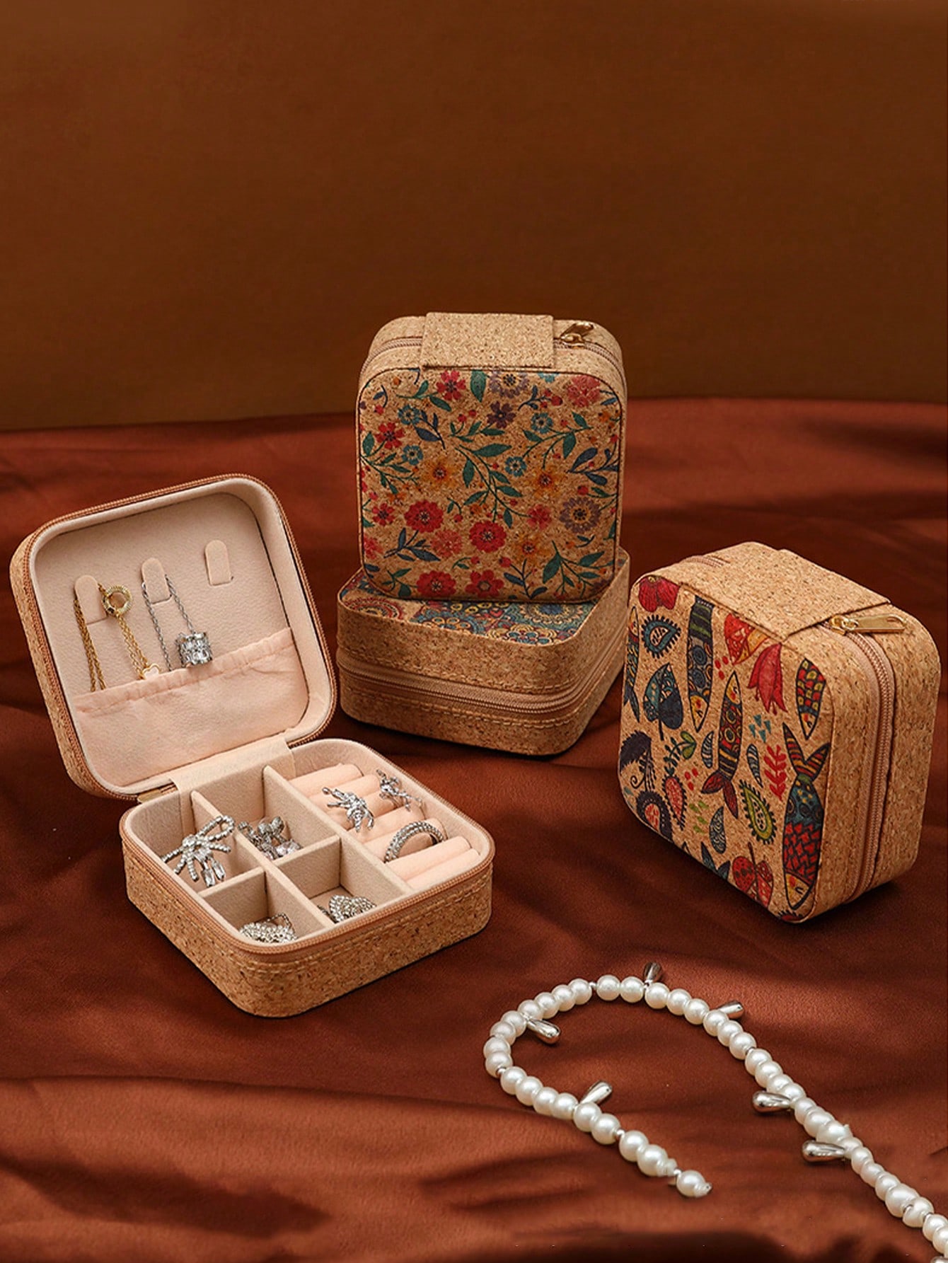 Travel Accessories Box - Square Vintage Bohemian Pattern Travel‑friendly Jewelry