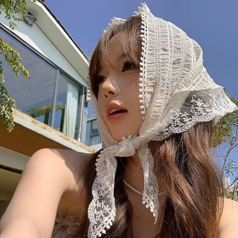 French Chic Alice White Lace T - огляд і ціна Travel Accessories Aesthetic