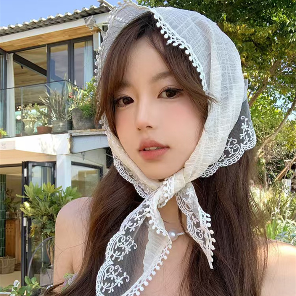 French Chic Alice White Lace T - огляд і ціна Travel Accessories Aesthetic