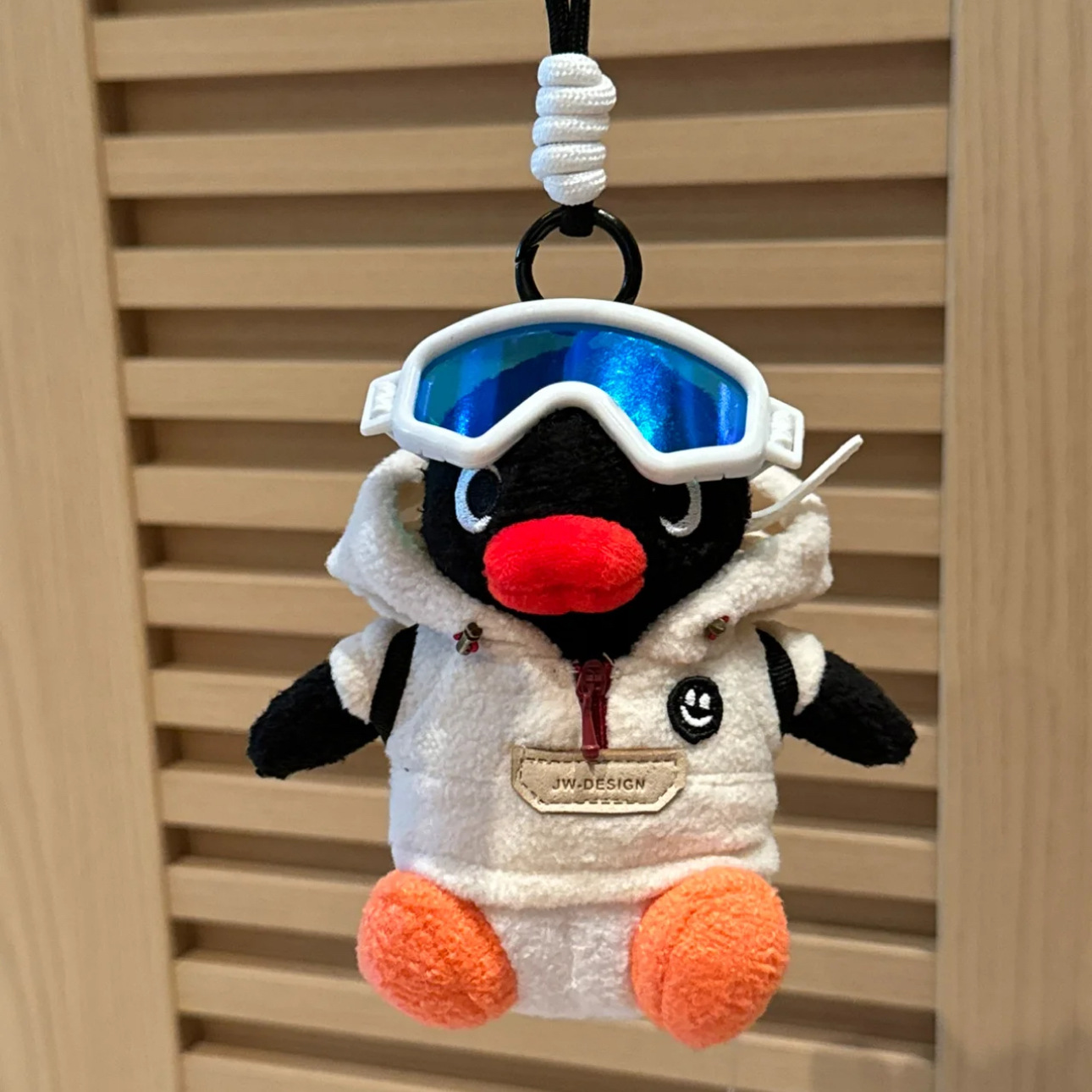 Creative and Quirky Penguin Pe - огляд і ціна Quirky Travel Accessories