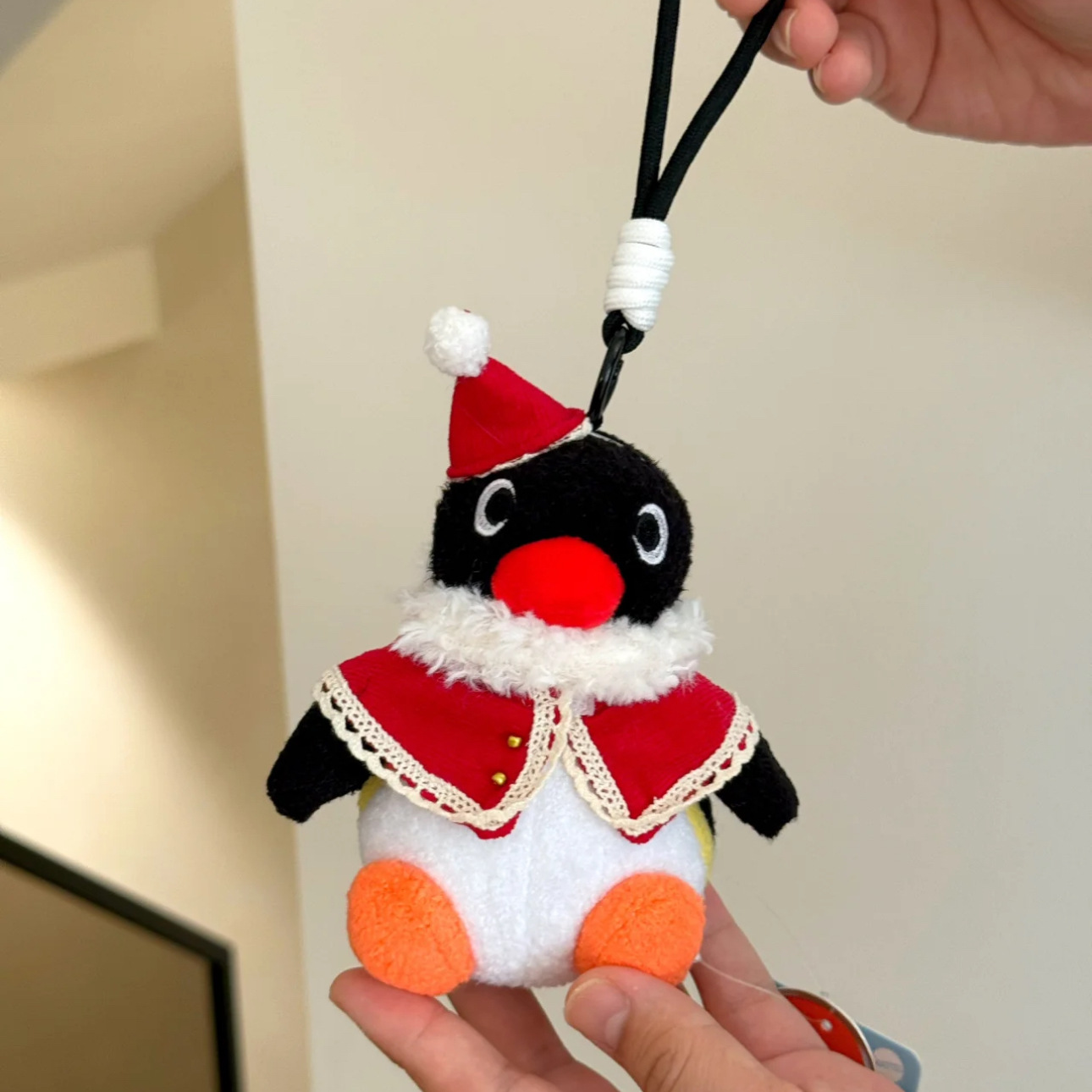 Creative and Quirky Penguin Pe - огляд і ціна Quirky Travel Accessories