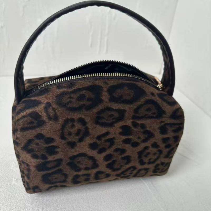 Pero StoreThickened Fabric Was - огляд і ціна Travel Accessories Bottles